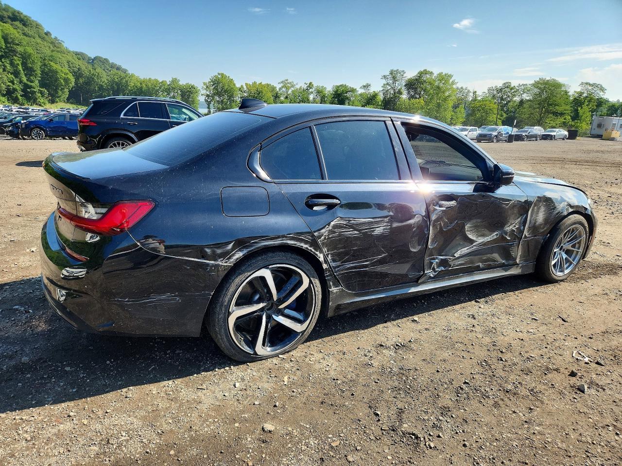 2021 BMW Seria 3 M340i - zdjęcie 3