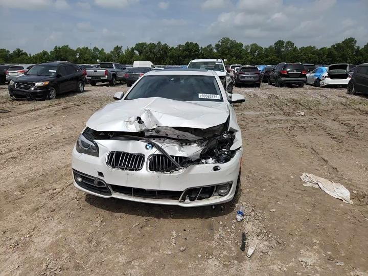 2015 BMW 528 I - zdjęcie 13
