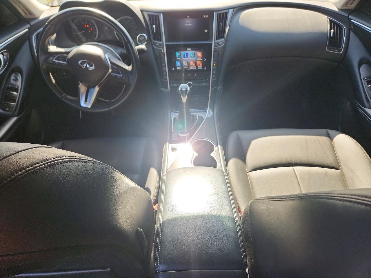 2021 Infiniti Q50 Pure - zdjęcie 8
