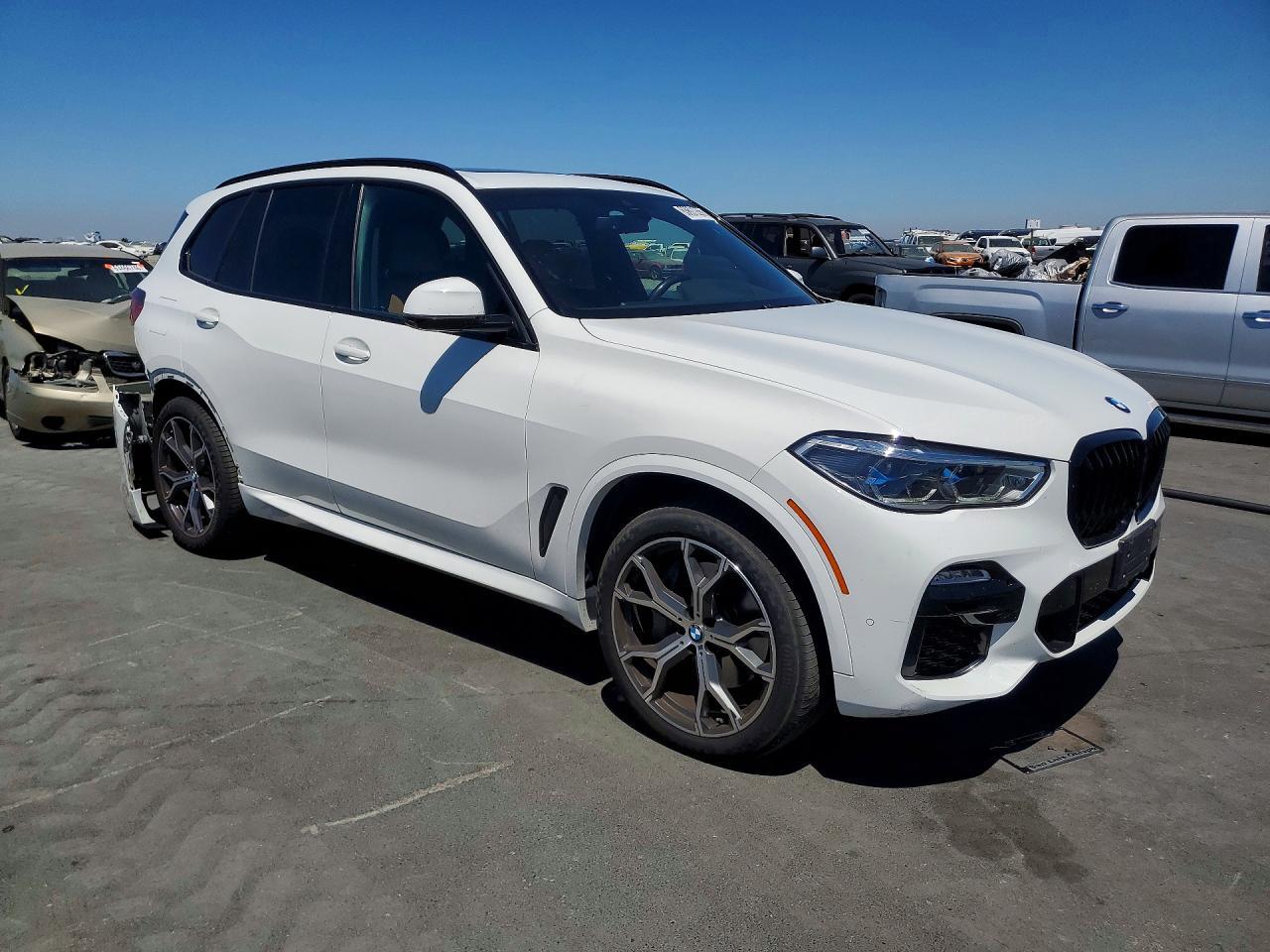 2021 BMW X5 xDrive45E - zdjęcie 4