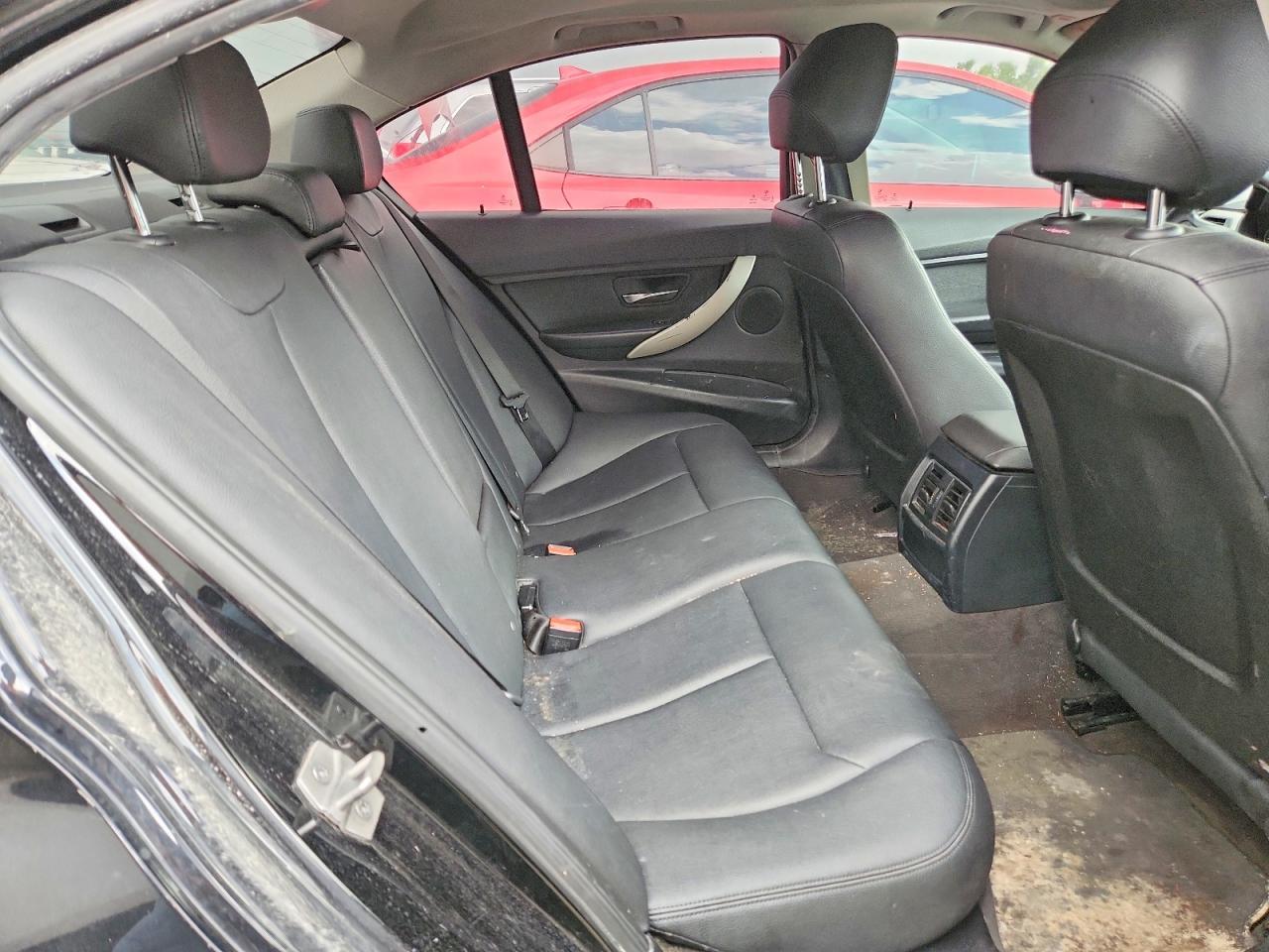 2017 BMW 320 I - zdjęcie 10