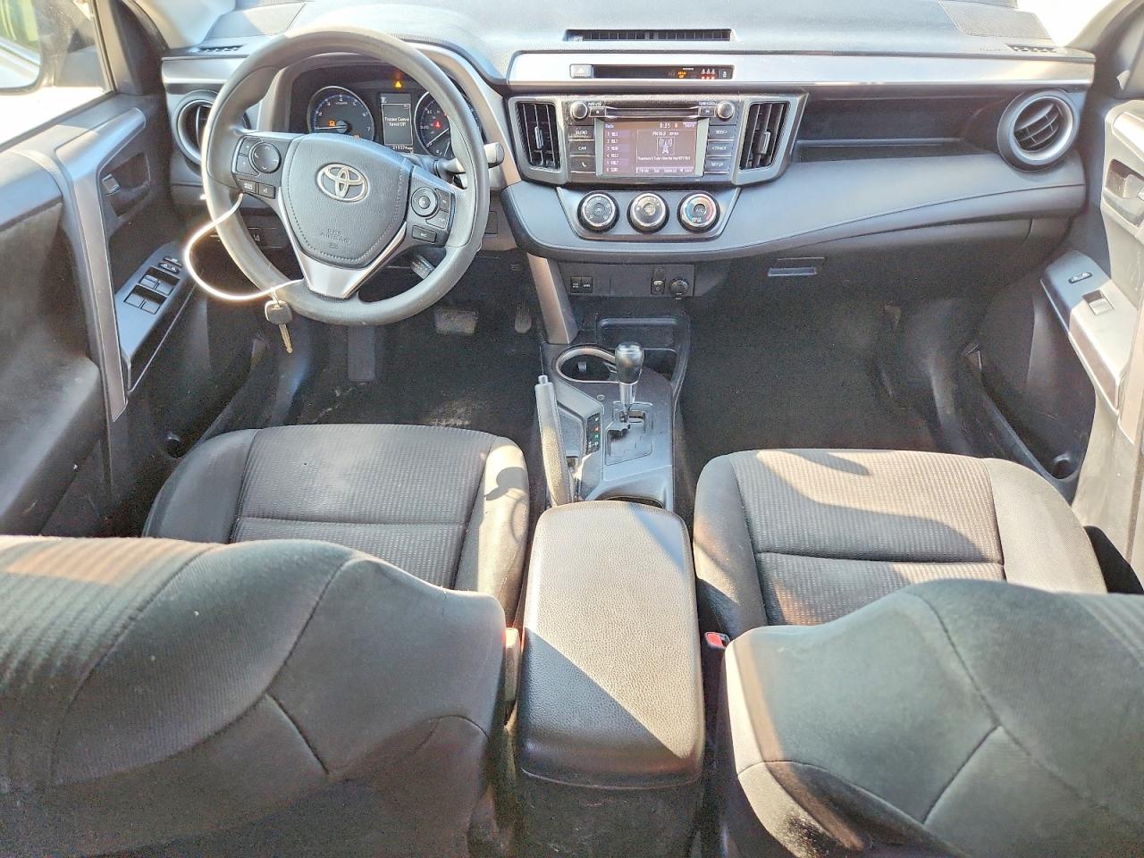2018 Toyota Rav4 Le - zdjęcie 8