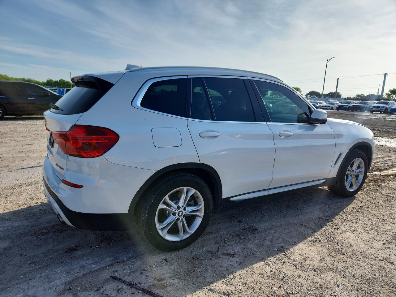 2019 BMW X3 Sdrive30I - zdjęcie 3