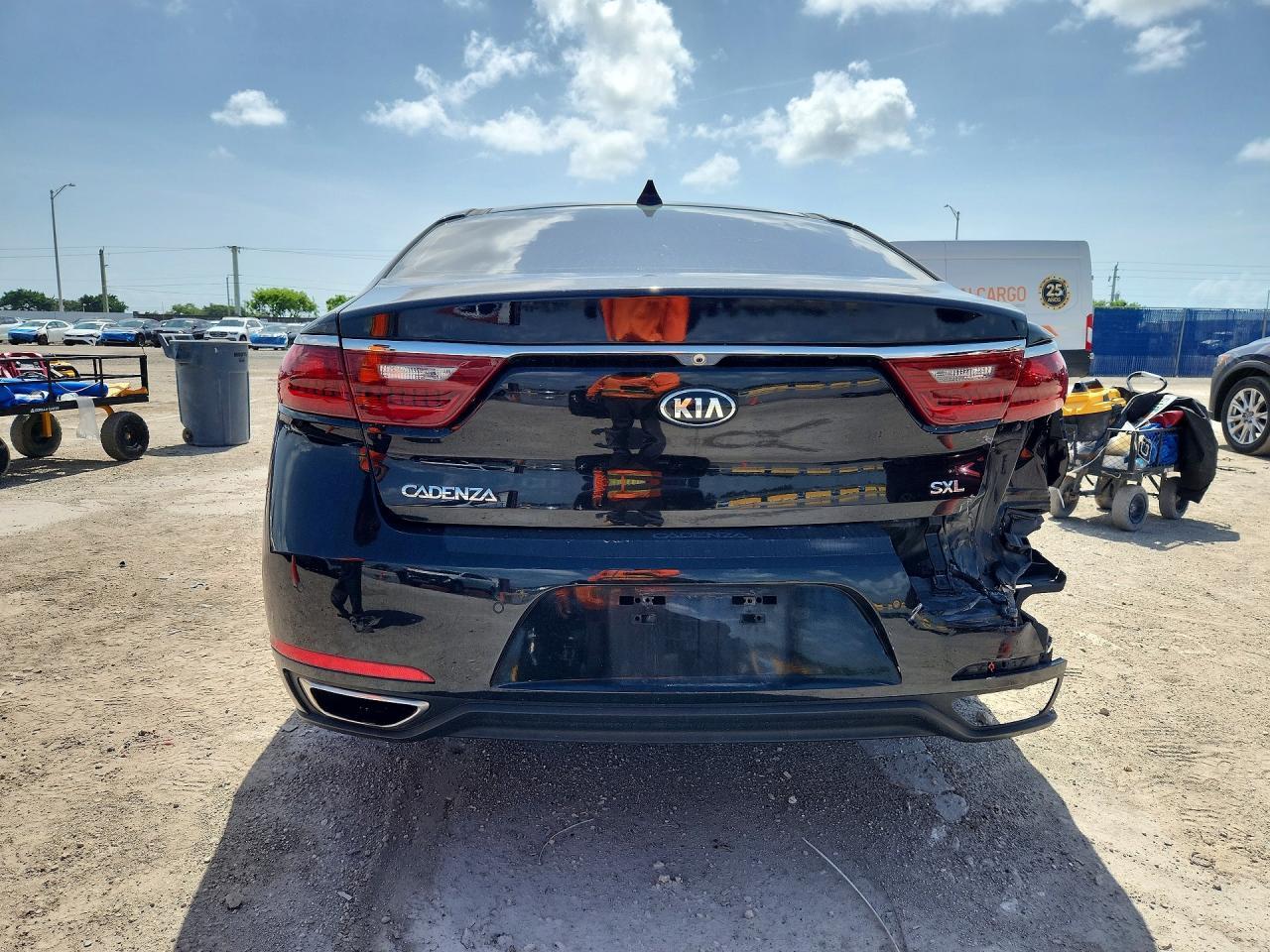 2017 Kia Cadenza Limited - zdjęcie 6