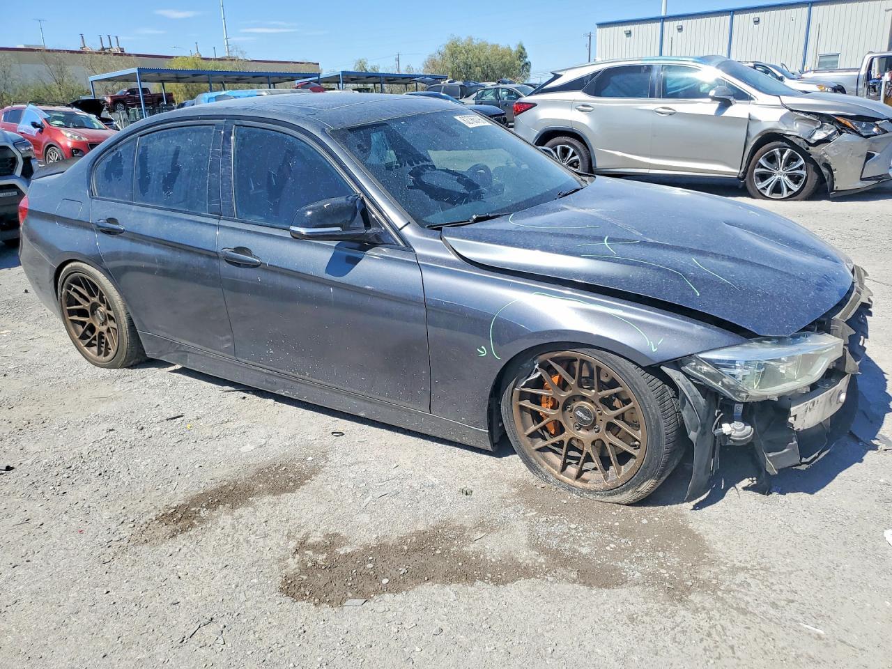 2016 BMW Seria 3 340i - zdjęcie 4