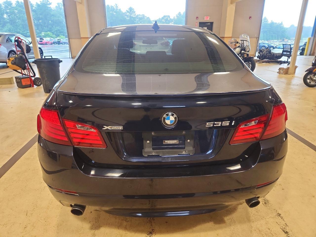 2013 BMW Seria 5 535i - zdjęcie 6