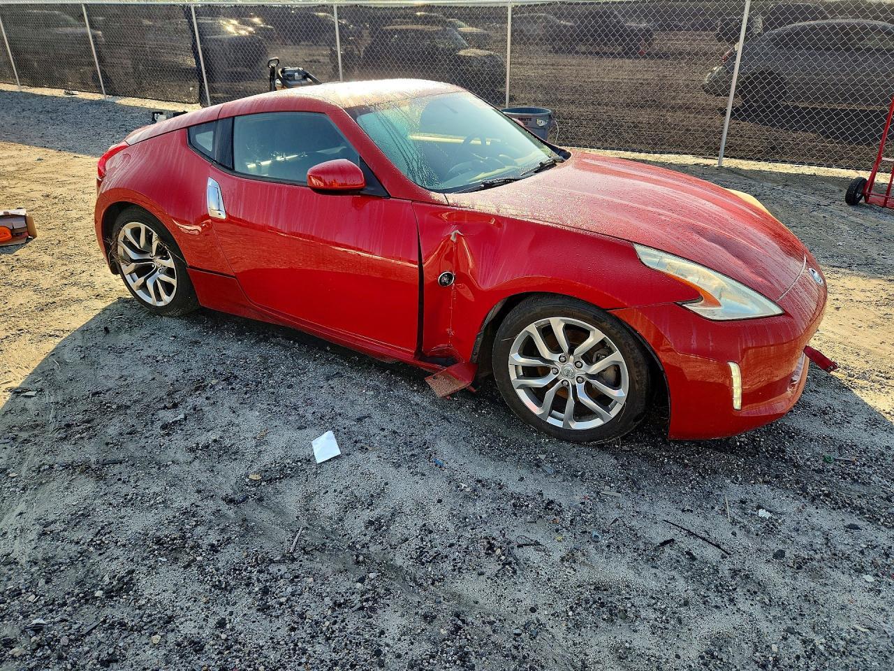 2013 Nissan 370Z Base/Touring/Nismo - zdjęcie 4