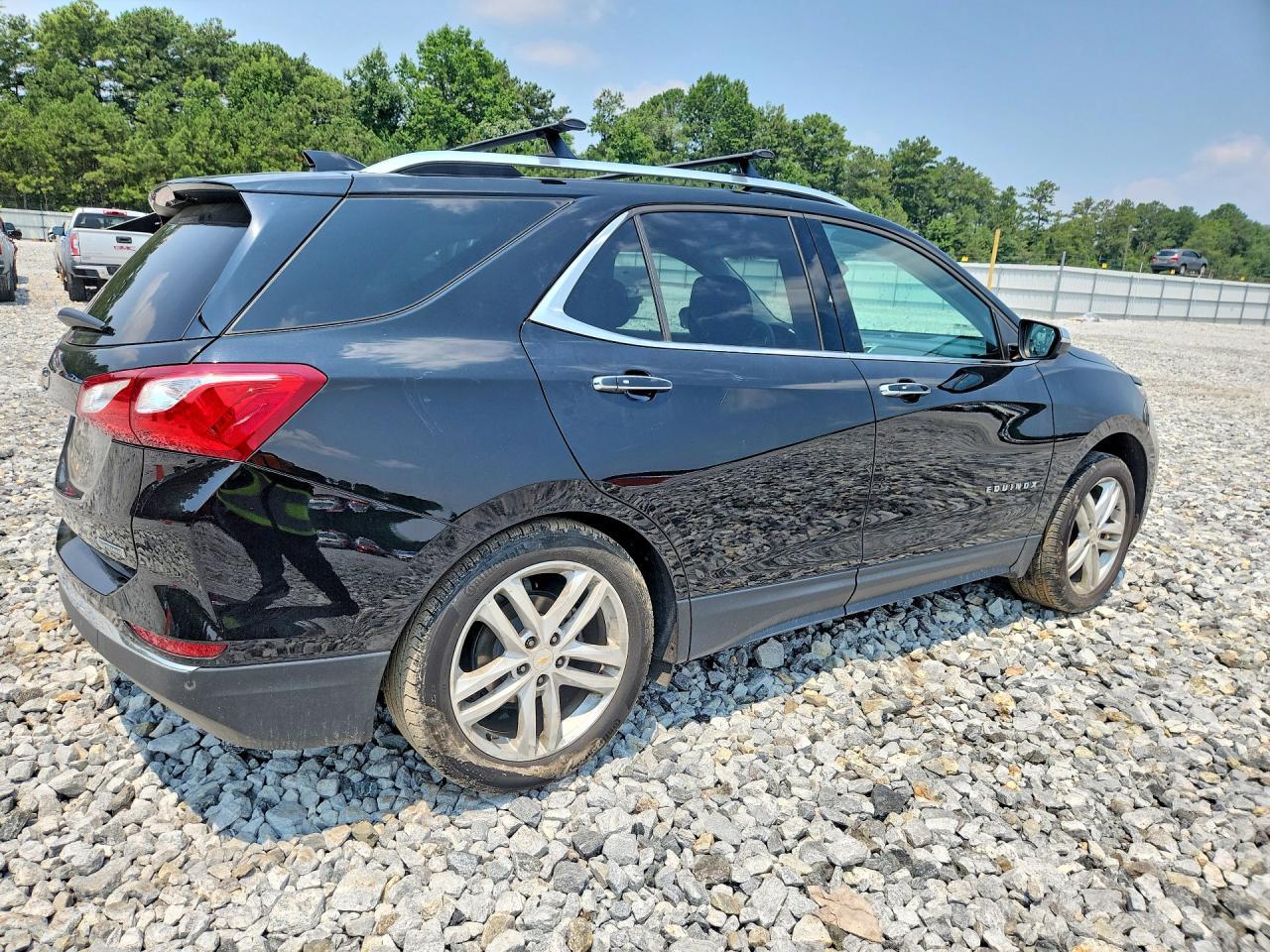 2018 Chevrolet Equinox Premier - zdjęcie 3