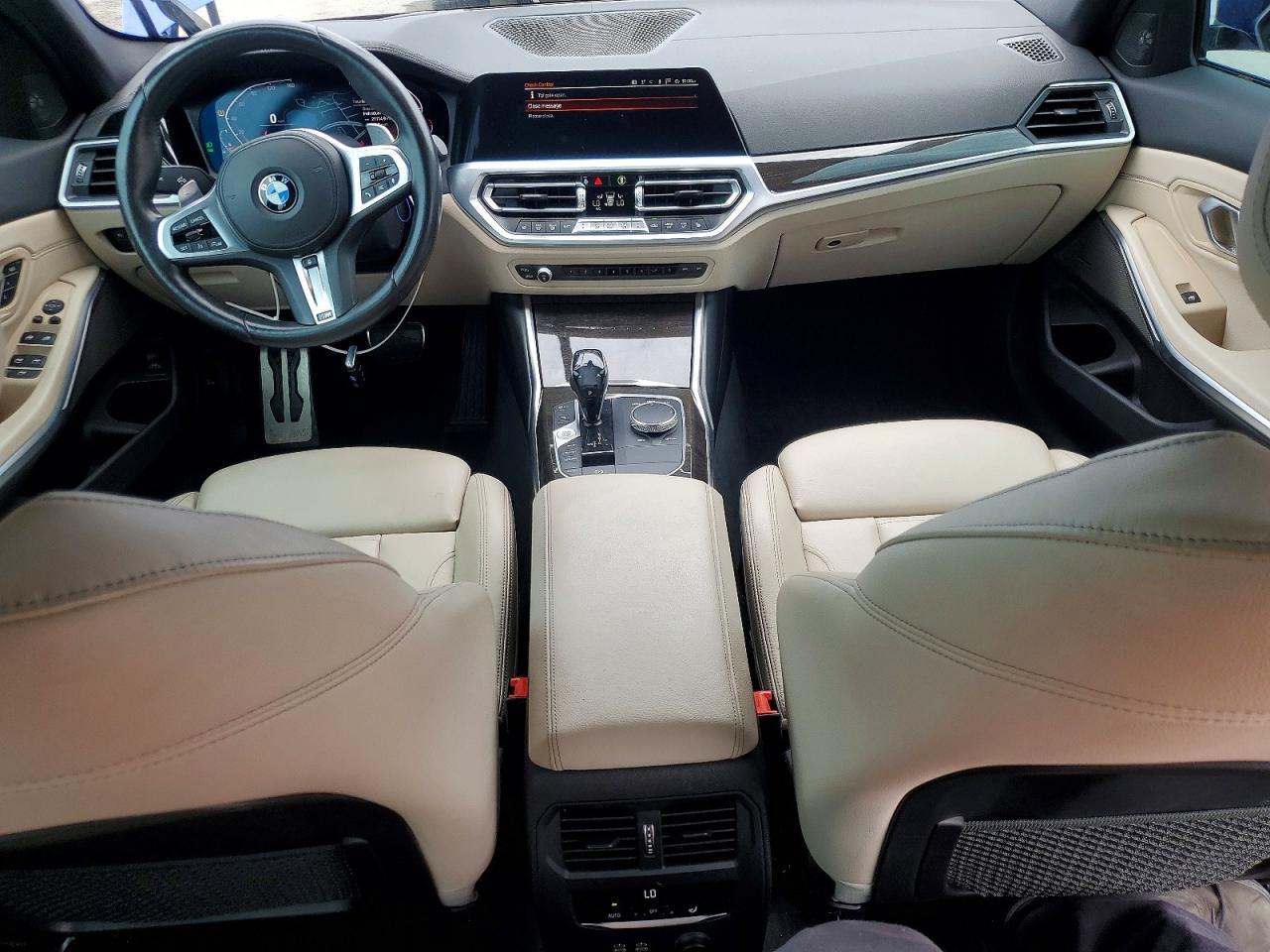 2020 BMW Seria 3 330i - zdjęcie 8