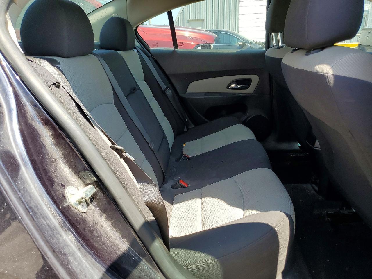2014 Chevrolet Cruze Ls - zdjęcie 10