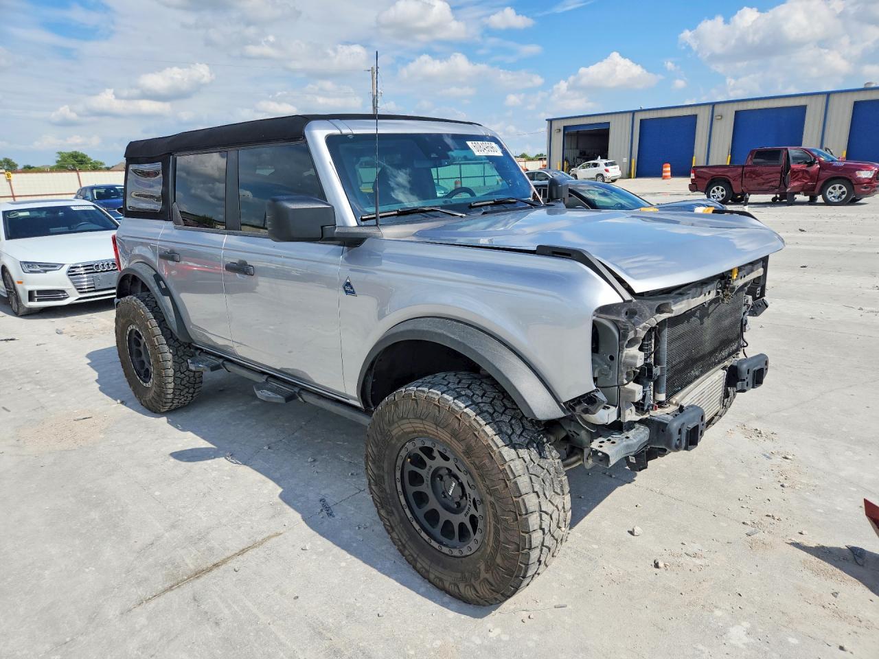 2023 Ford Bronco Black Diamond - zdjęcie 4
