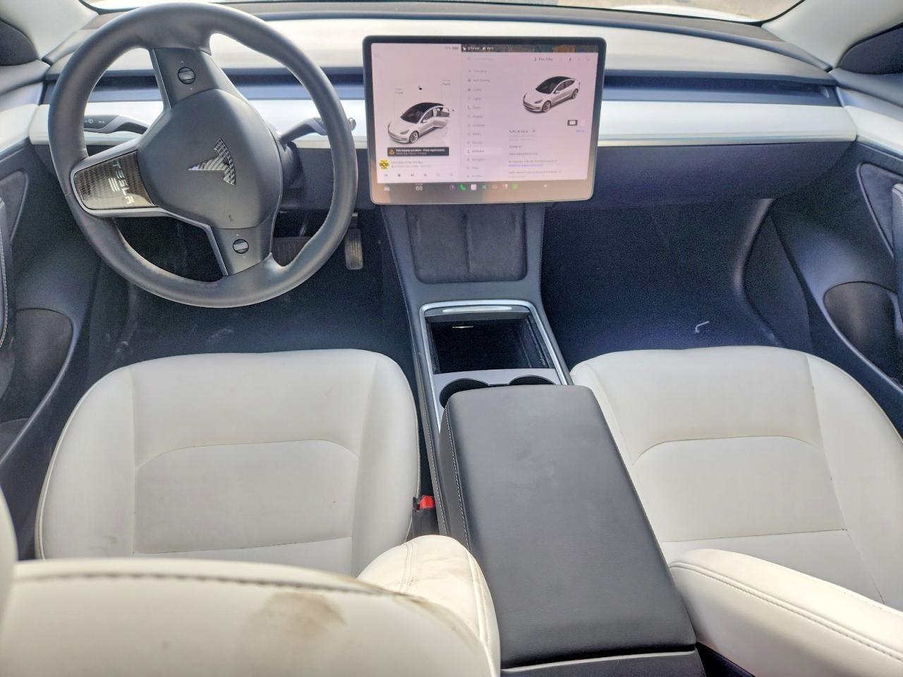 2023 Tesla Model 3 - zdjęcie 8