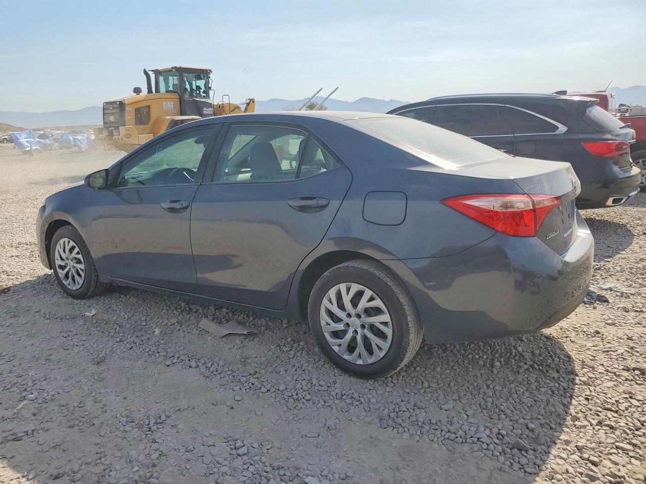 2017 Toyota Corolla Le - zdjęcie 2