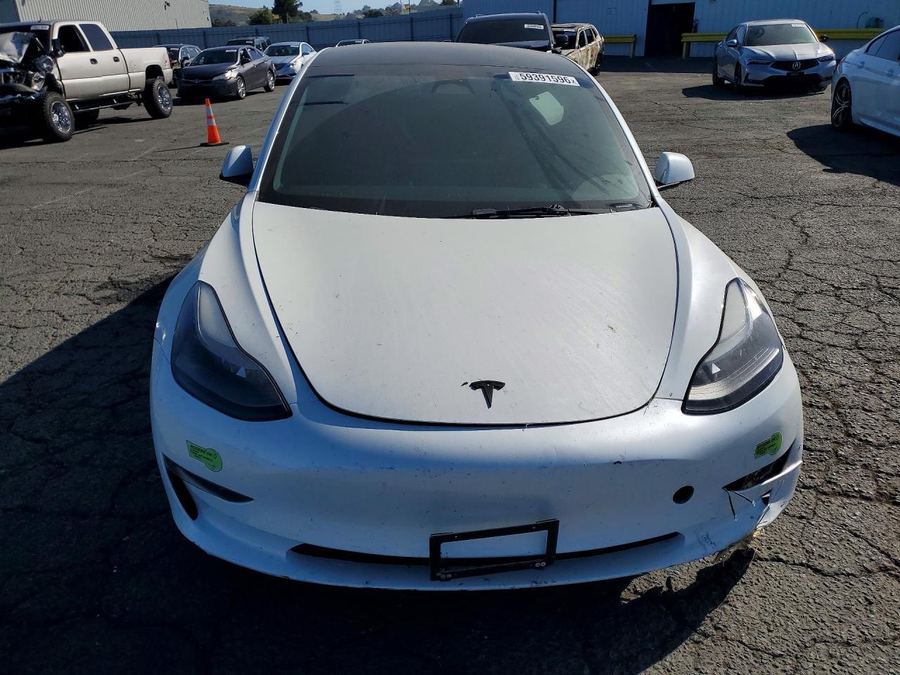 2023 Tesla Model 3 - zdjęcie 5