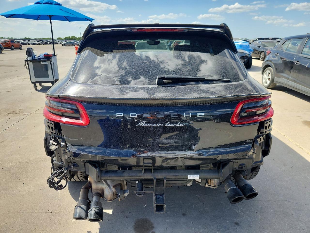 2015 Porsche Macan Turbo - zdjęcie 6