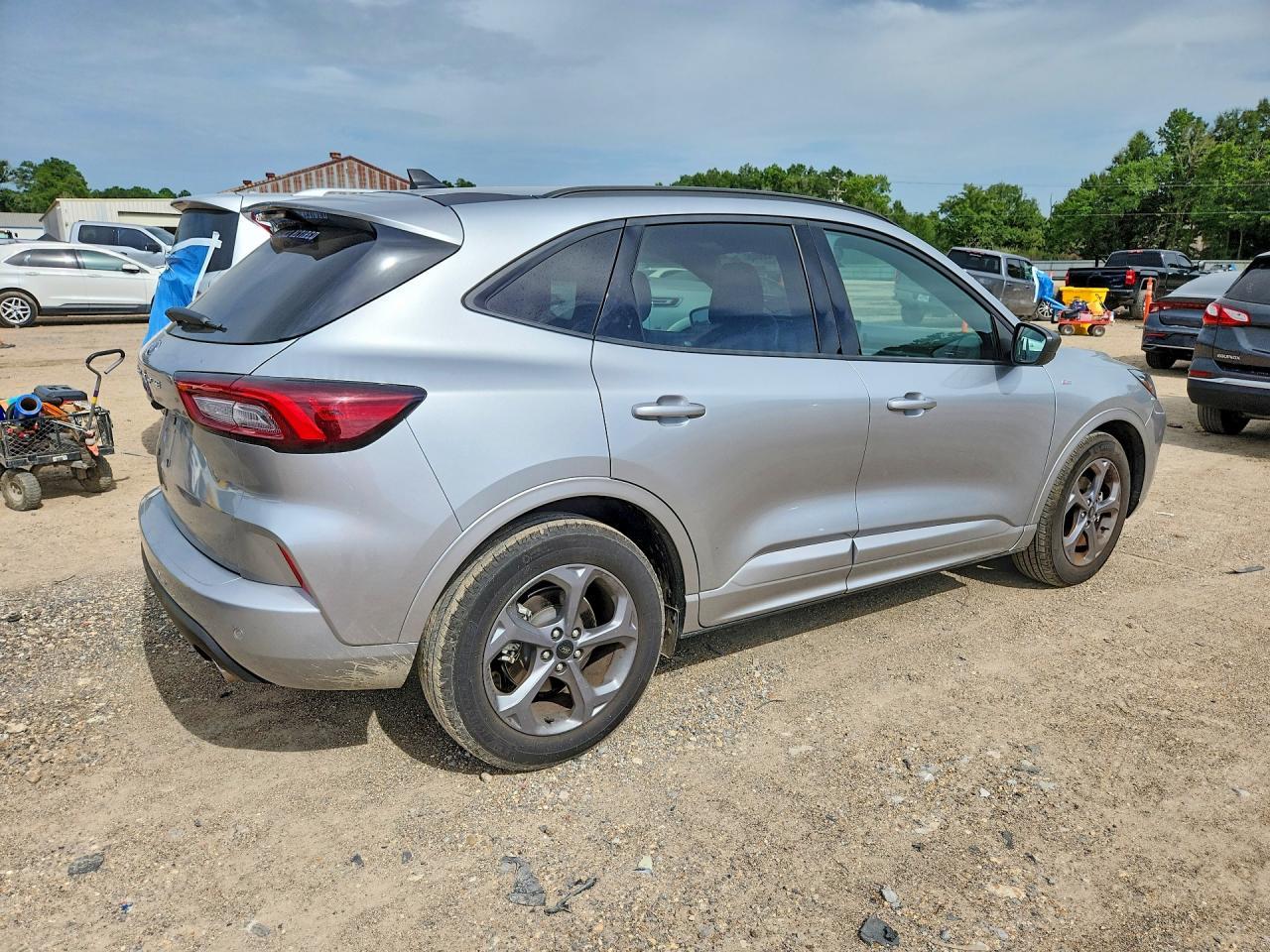2023 Ford Escape St Line - zdjęcie 3