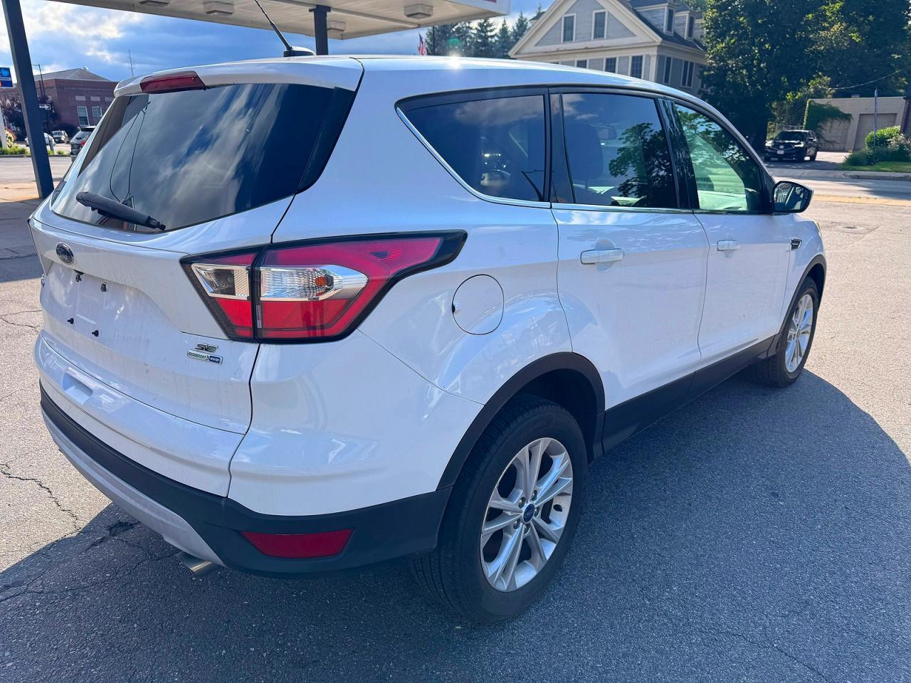 2017 Ford Escape Se - zdjęcie 4