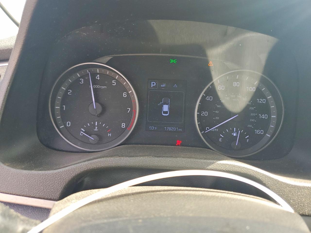 2018 Hyundai Elantra Sel - zdjęcie 9