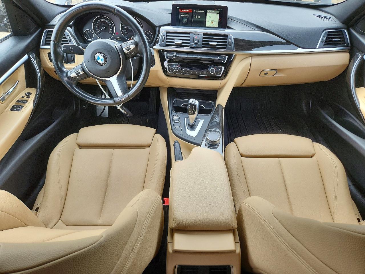 2018 BMW Seria 3 330i - zdjęcie 8