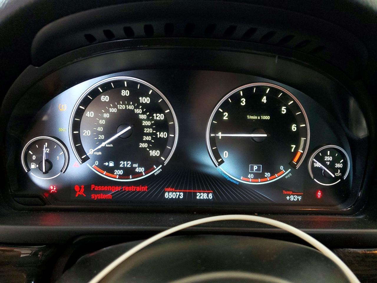 2014 BMW Seria 5 535i - zdjęcie 9