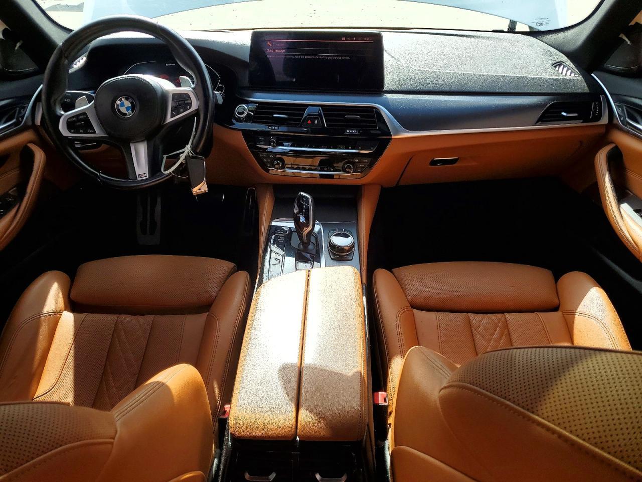 2021 BMW 530E - zdjęcie 8