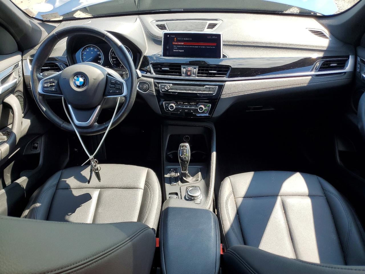 2022 BMW X1 xDrive28I - zdjęcie 8