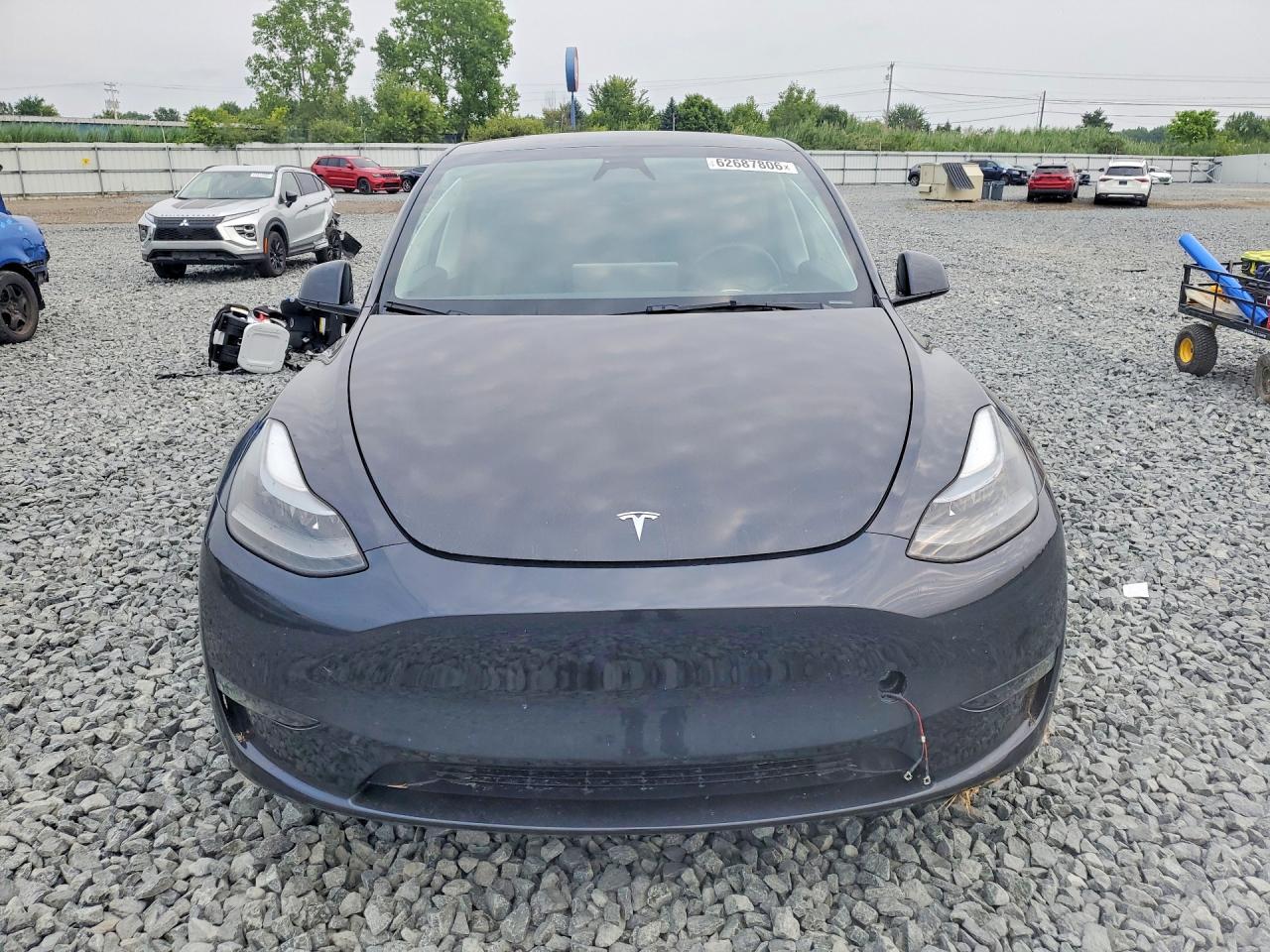 2024 Tesla Model Y - zdjęcie 5