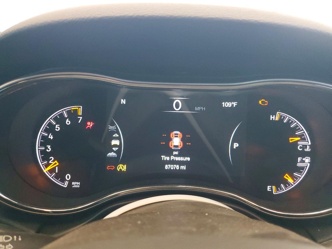 2022 Jeep Grand Cherokee Limited - zdjęcie 9