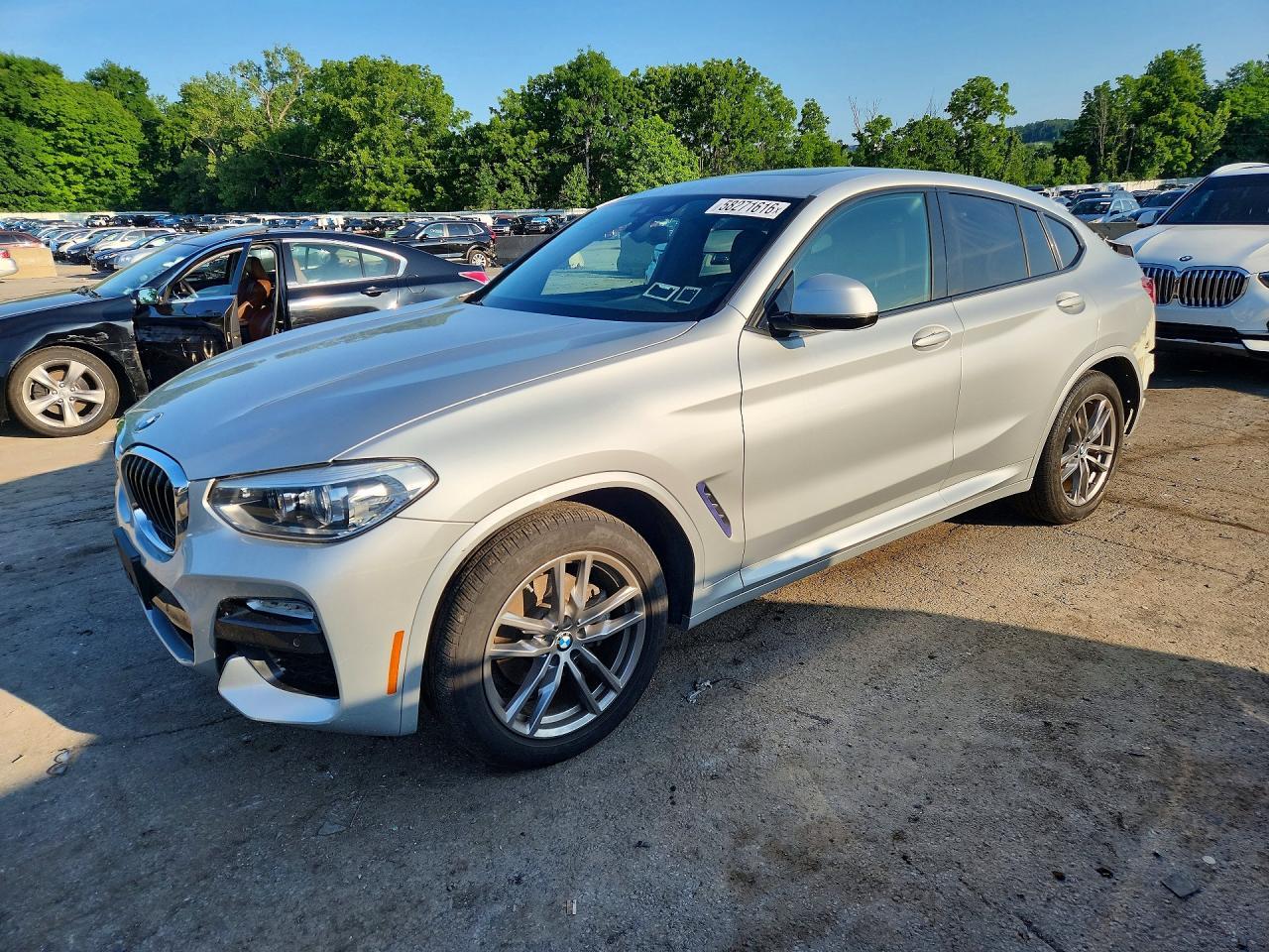 2019 BMW X4 xDrive30I - zdjęcie główne
