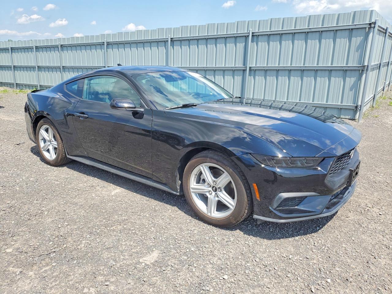 2026 Ford Mustang - zdjęcie 4