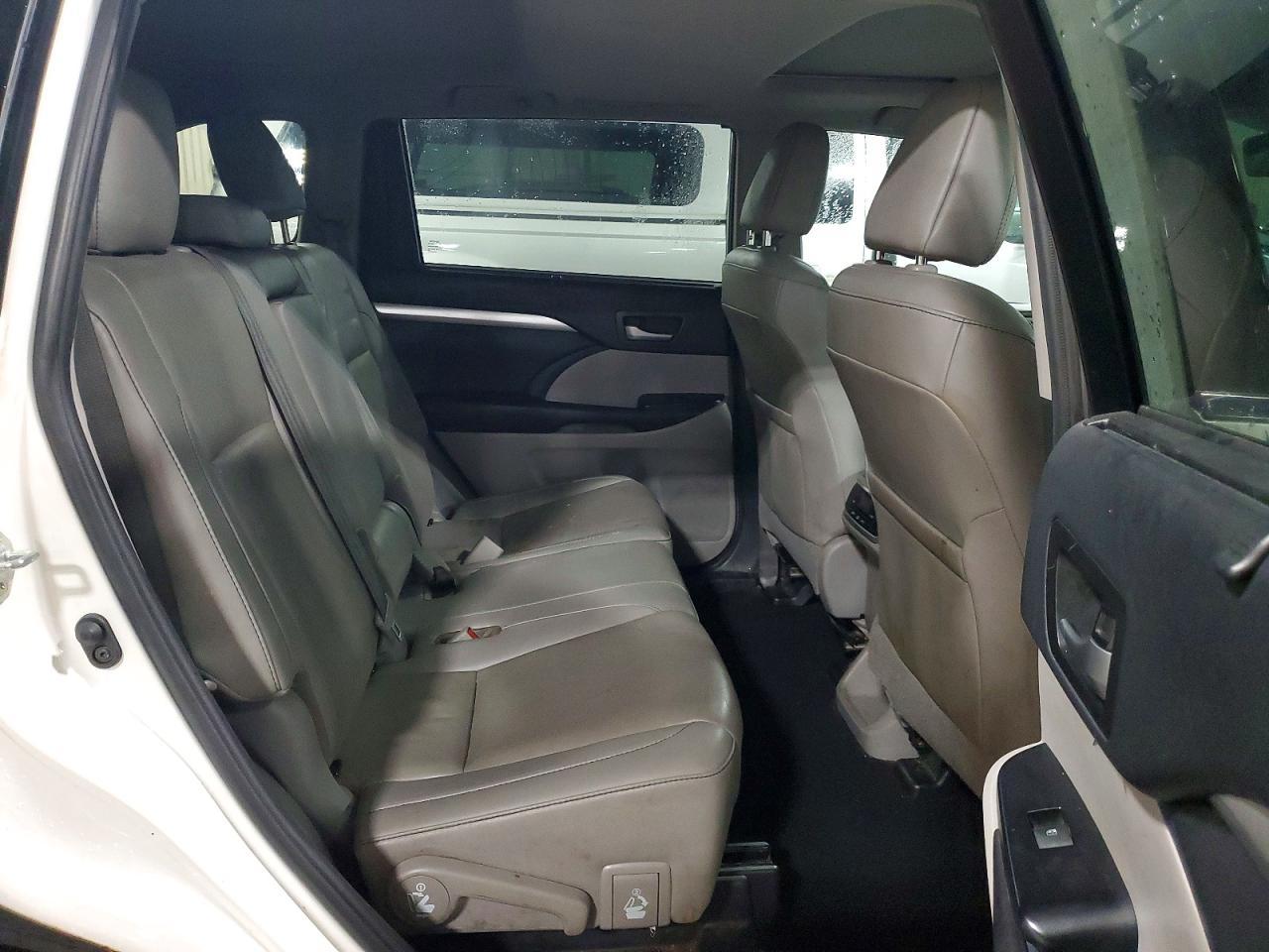 2019 Toyota Highlander Xle - zdjęcie 11