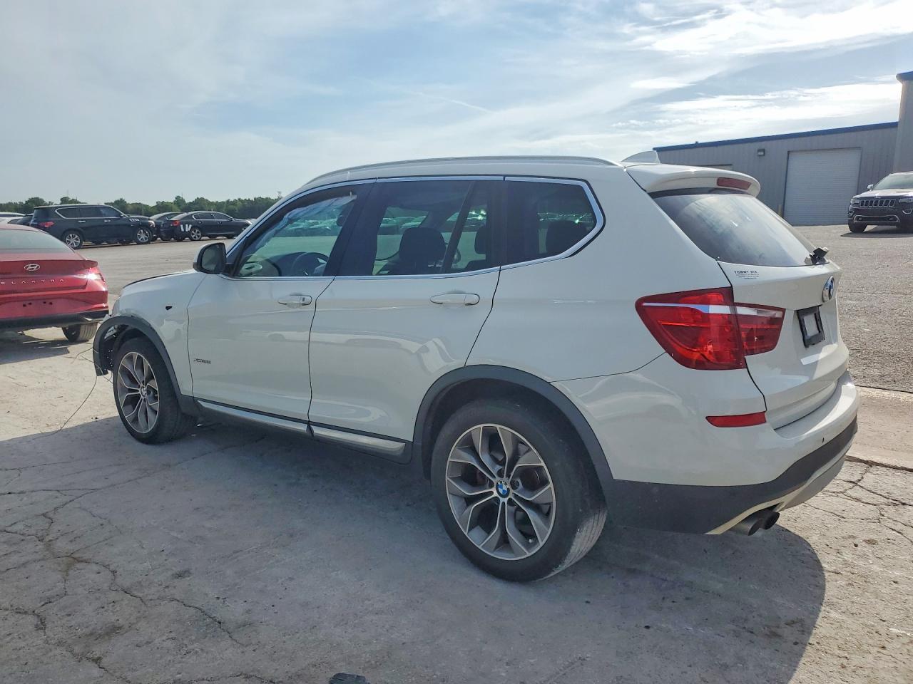 2015 BMW X3 xDrive28I - zdjęcie 2