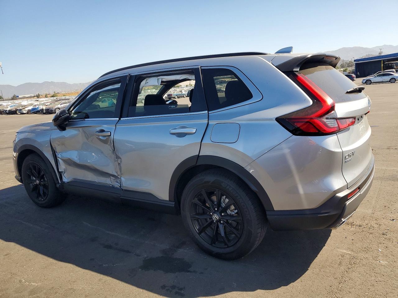 2025 Honda Cr-V Sport - zdjęcie 2