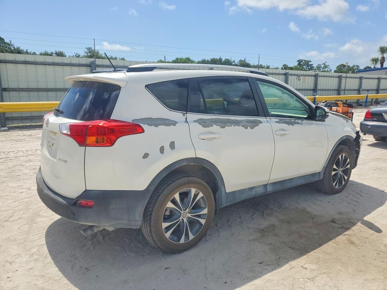 2015 Toyota Rav4 Limited - zdjęcie 3