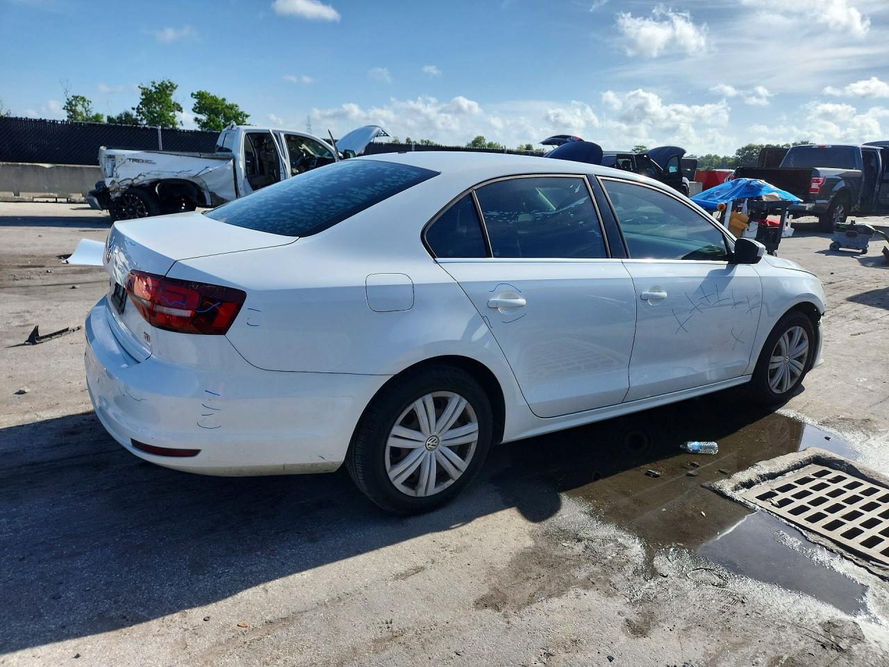 2017 Volkswagen Jetta S - zdjęcie 3
