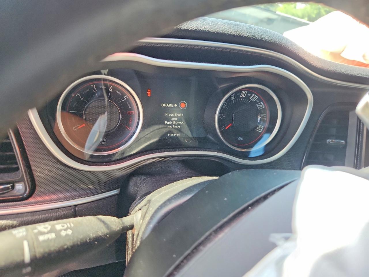 2016 Dodge Challenger R/T - zdjęcie 9