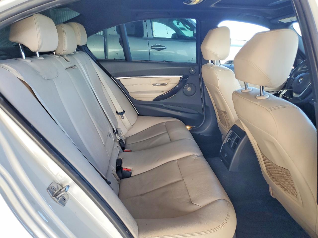 2016 BMW 328 I Sulev - zdjęcie 10
