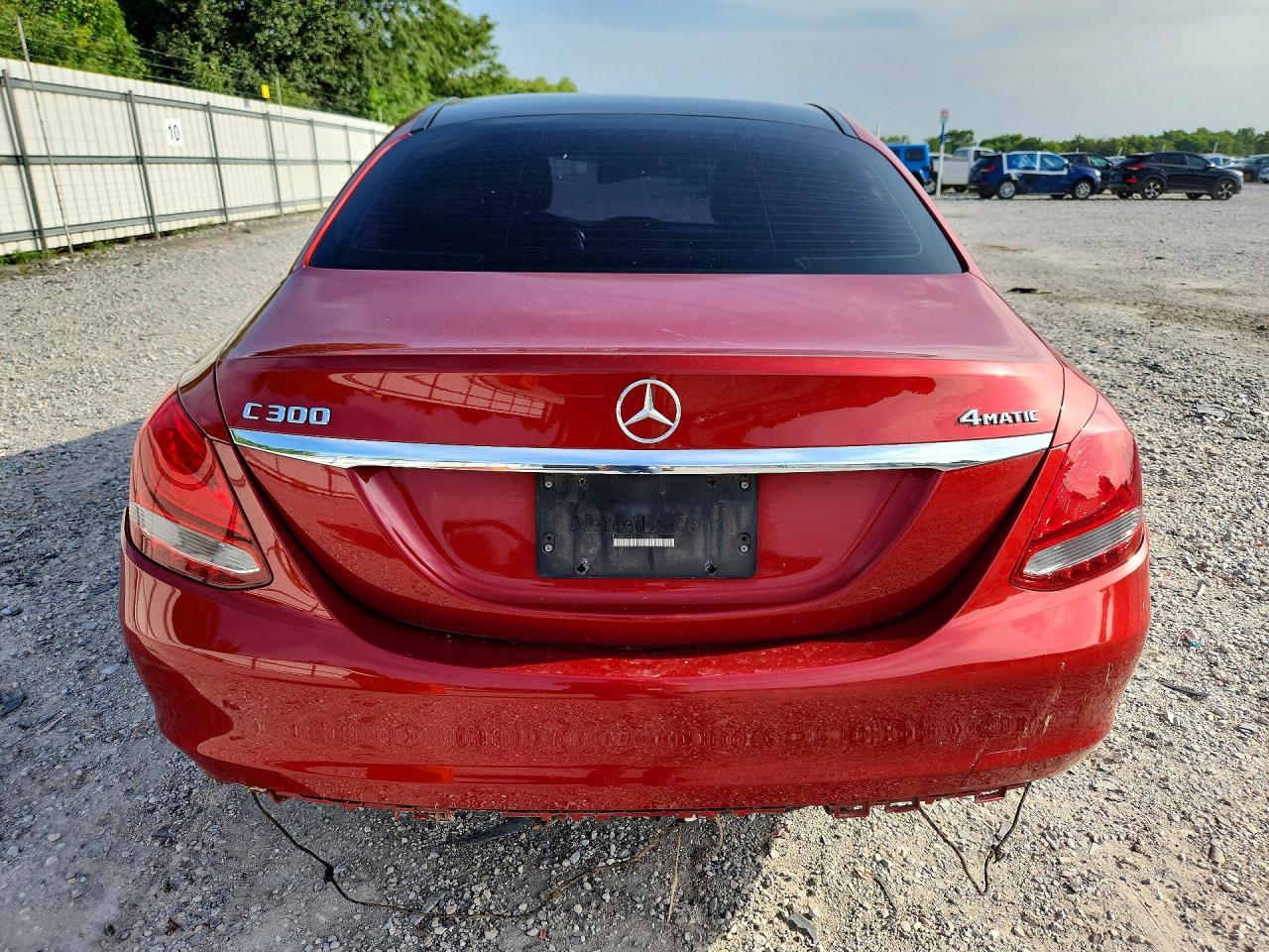 2017 Mercedes-Benz C 300 4Matic - zdjęcie 6