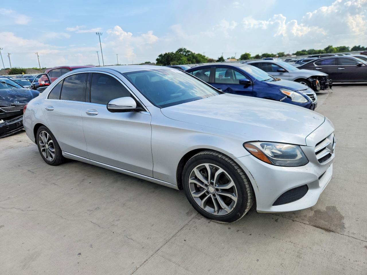 2016 Mercedes-Benz C 300 - zdjęcie 4