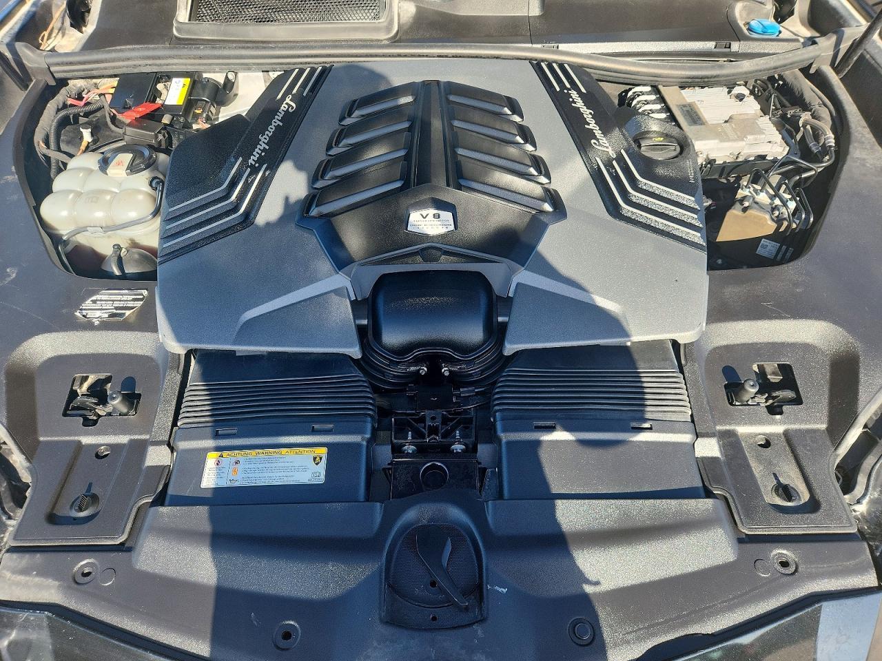 2019 Lamborghini Urus - zdjęcie 12