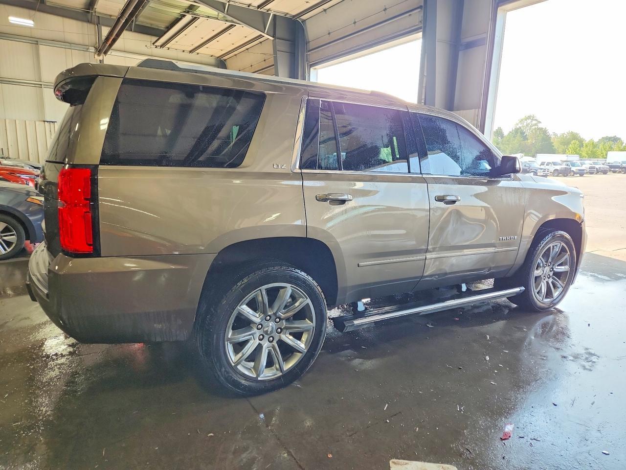2015 Chevrolet Tahoe K1500 Ltz - zdjęcie 3