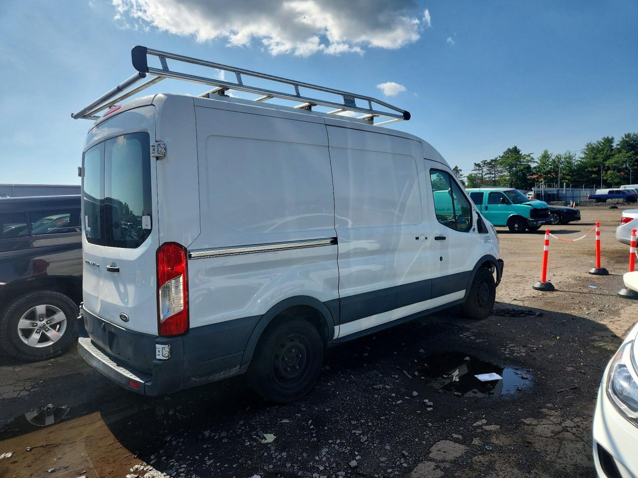 2016 Ford T-150 Cargo- - zdjęcie 3