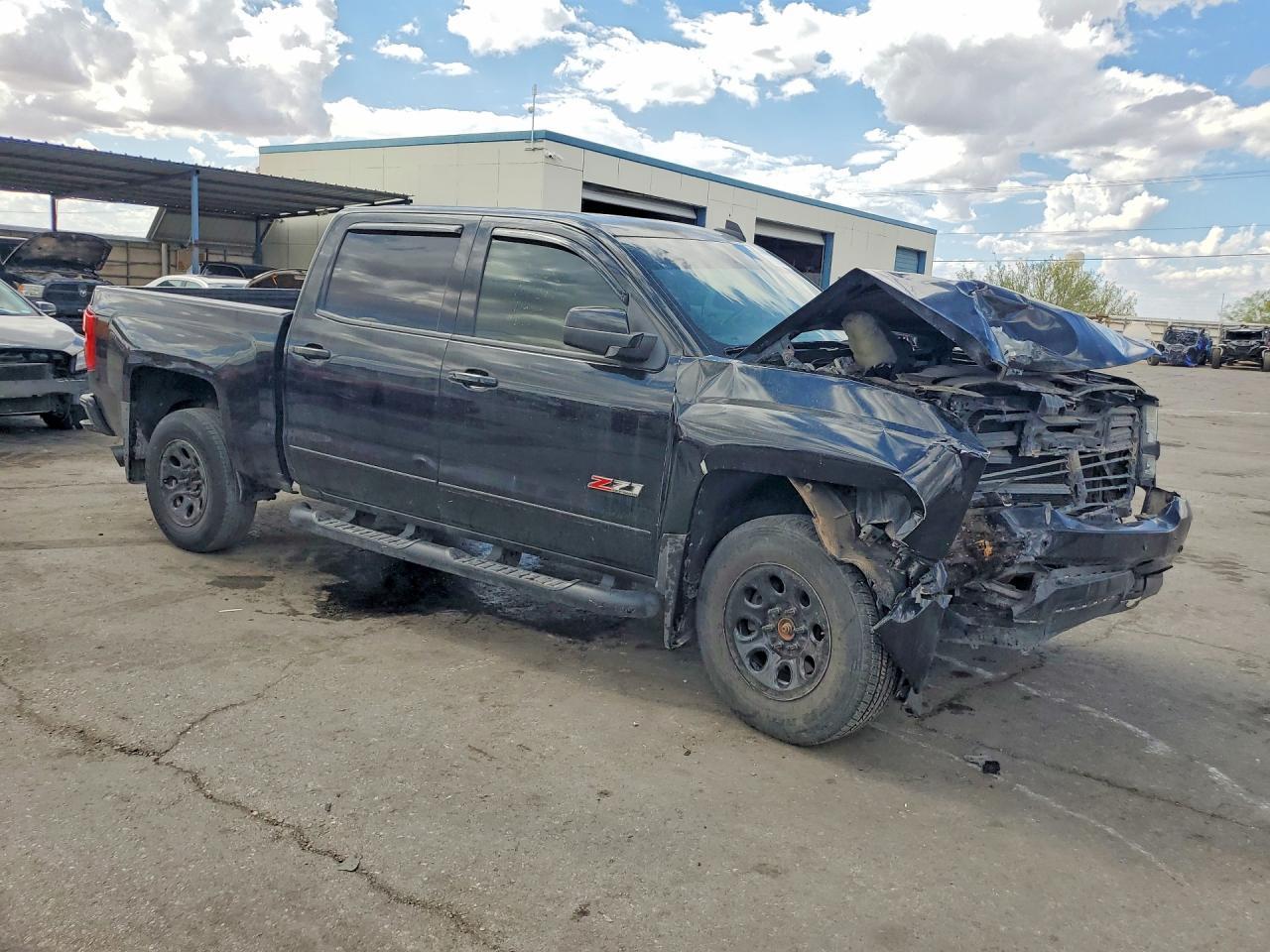 2017 Chevrolet 1500 Silverado - zdjęcie 4