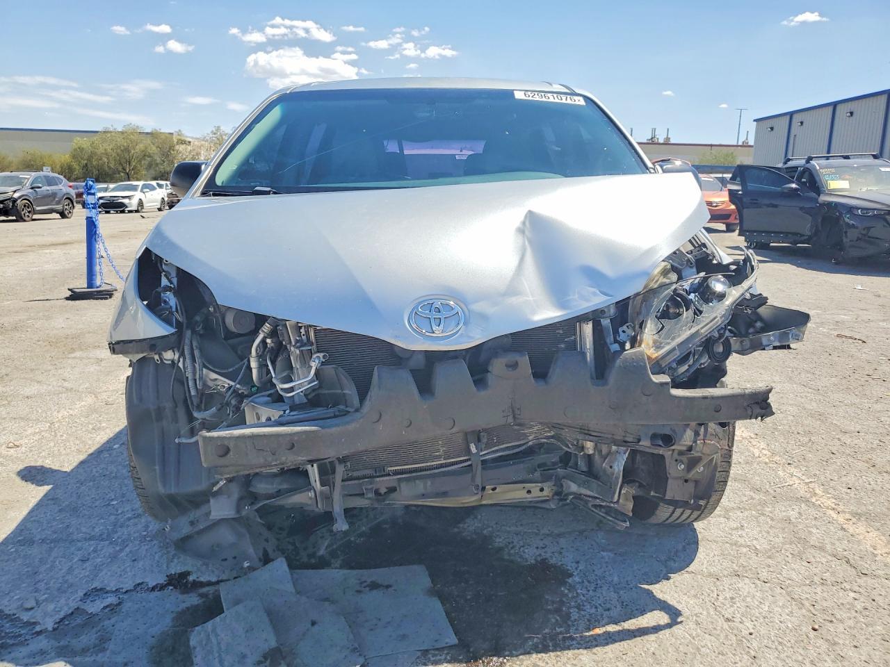 2016 Toyota Sienna L 7-Passenger - zdjęcie 5