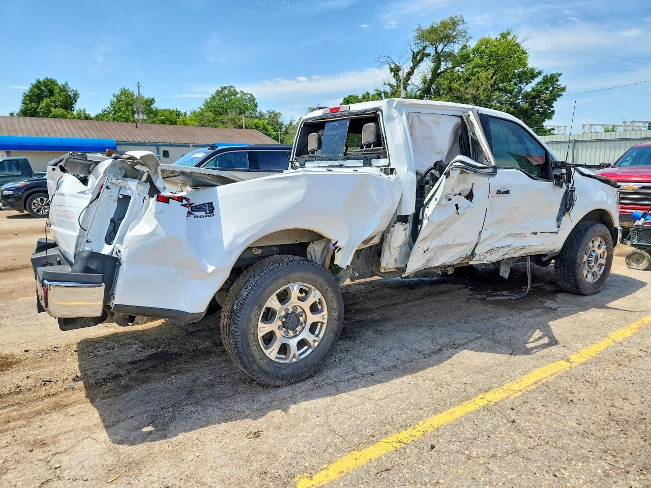 2022 Ford F250 Super Duty - zdjęcie 3