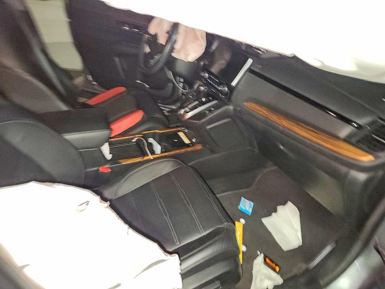 2020 Honda Cr-V Touring - zdjęcie 13