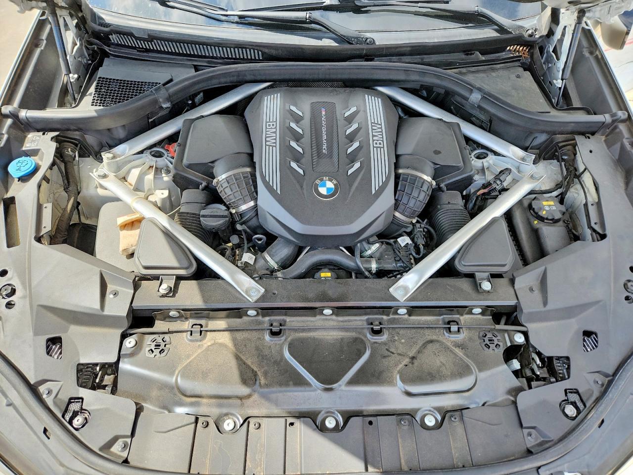 2020 BMW X5 M50I - zdjęcie 11