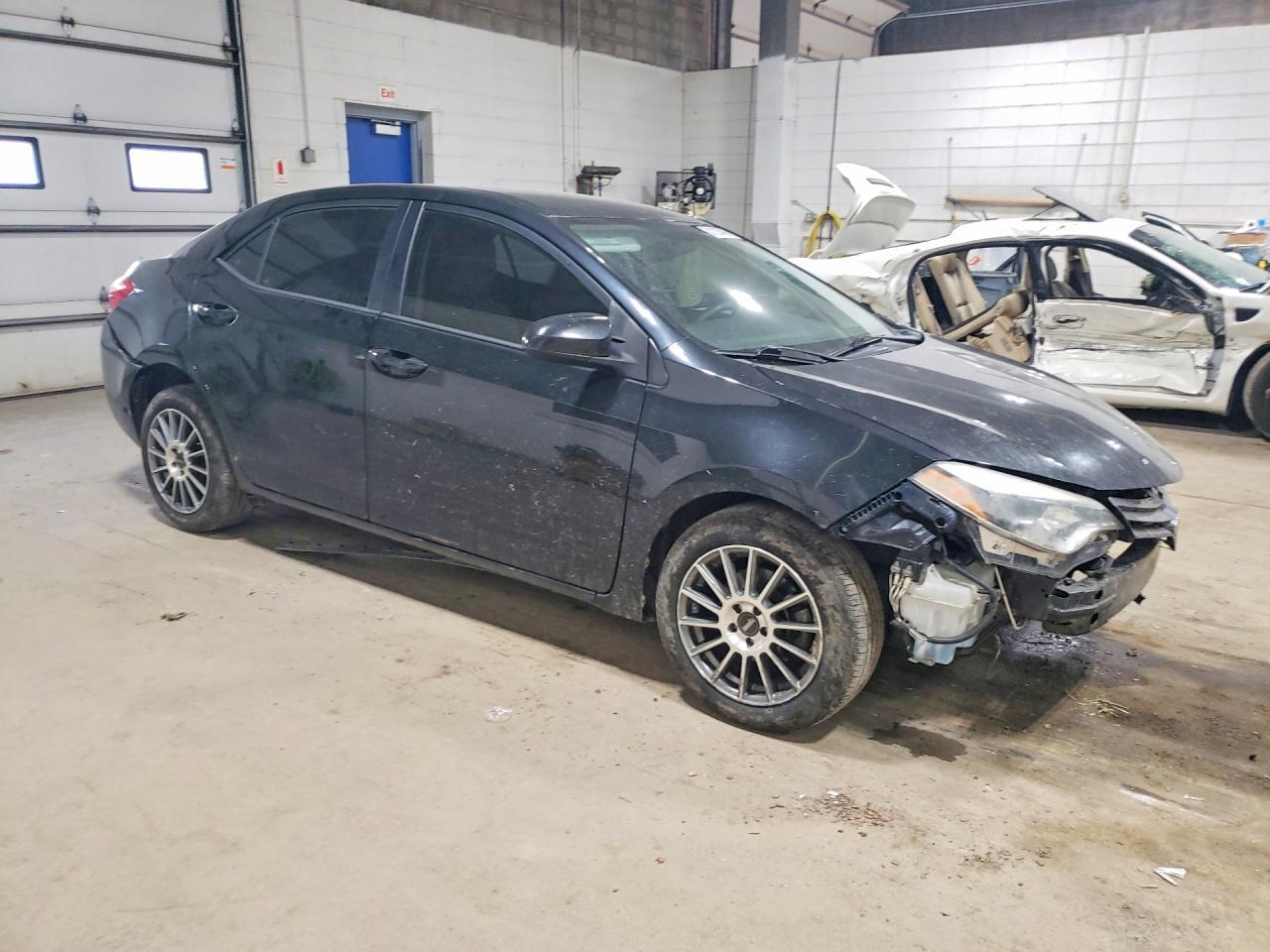 2015 Toyota Corolla Le - zdjęcie 4