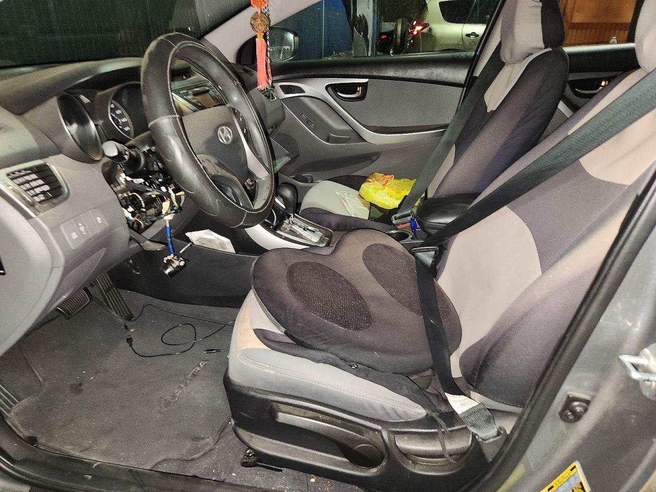 2013 Hyun Elantra Gl - zdjęcie 7