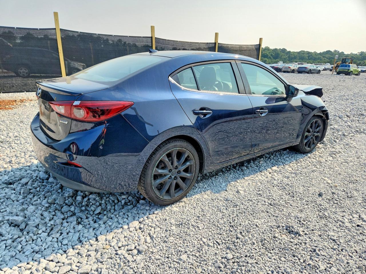 2015 Mazda 3 Grand Touring - zdjęcie 3
